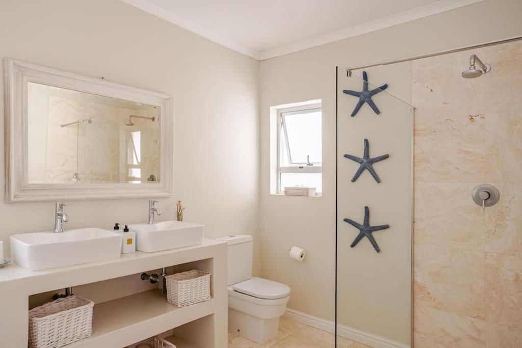 La Petite Baleine Oceanfront Luxury Villa De Kelders Zewnętrze zdjęcie