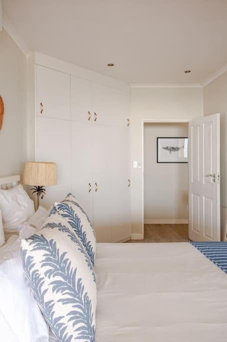 La Petite Baleine Oceanfront Luxury Villa De Kelders Zewnętrze zdjęcie