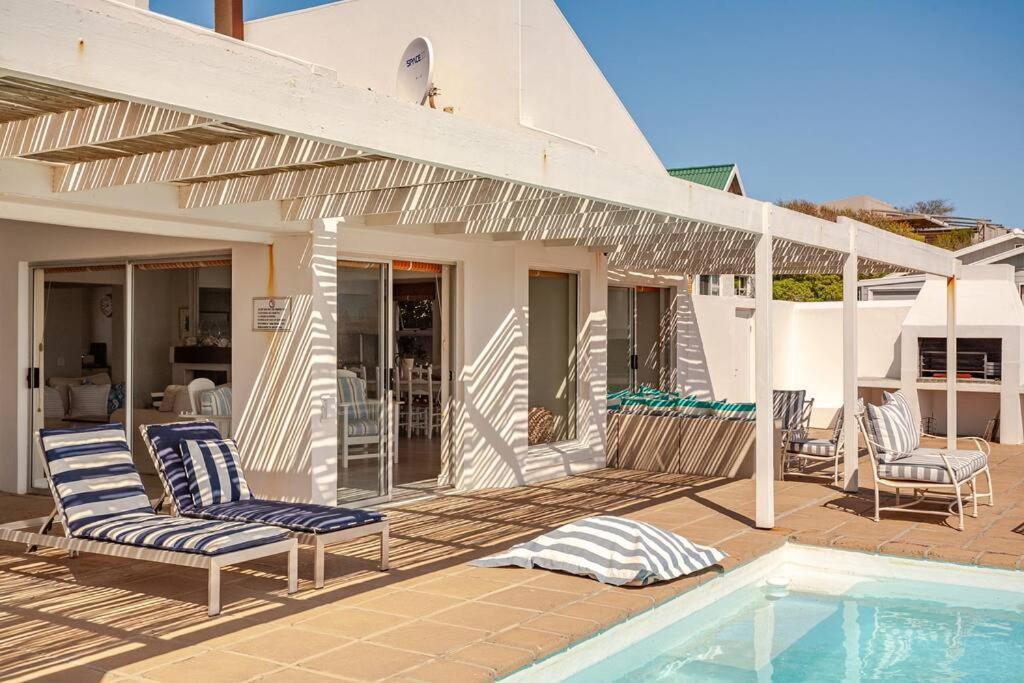 La Petite Baleine Oceanfront Luxury Villa De Kelders Zewnętrze zdjęcie