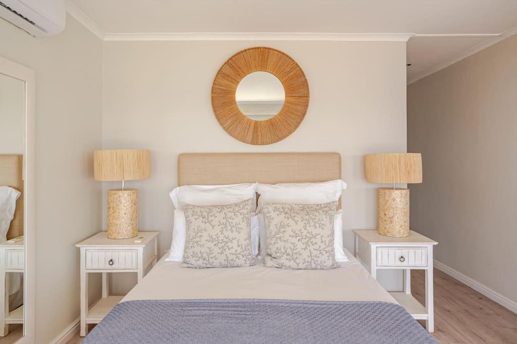 La Petite Baleine Oceanfront Luxury Villa De Kelders Zewnętrze zdjęcie